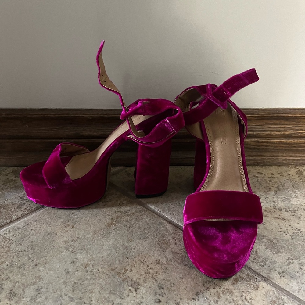 Felt pink platform heels